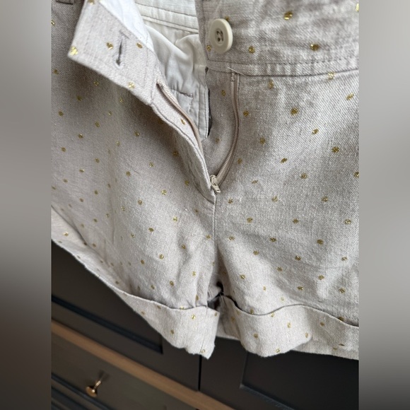 J. Crew Oatmeal City Fit 100% Linen Gold Dot Shorts • 6 - Picture 5 of 6